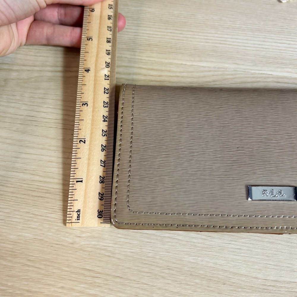 Vintage Lauren Ralph Lauren Patent Leather Bi Fold Wallet Tan Clutch Card Holder - Picture 3 of 10